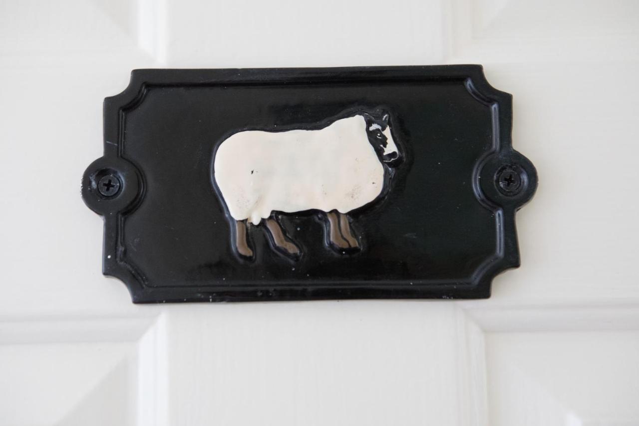Farmyard Inn Youlgreave Εξωτερικό φωτογραφία