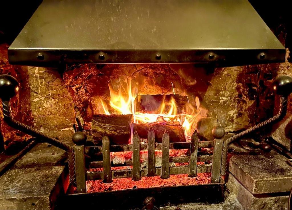 Farmyard Inn Youlgreave Εξωτερικό φωτογραφία
