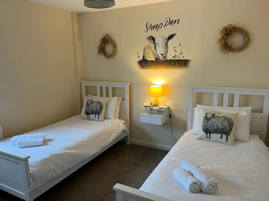 Farmyard Inn Youlgreave Εξωτερικό φωτογραφία